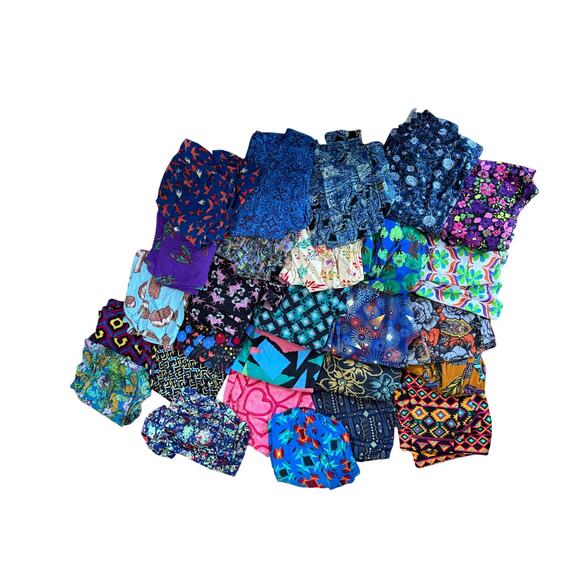 Lularoe tall & curvy bundle of leggings variety of prints colorful soft cozy 26 - Picture 1 of 6